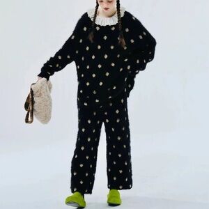 Black and Beige Polka Dot Knit Cropped Pants